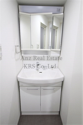 【洗面所】 | セイワパレス京町堀 | シャンプードレッサー！三面鏡なのでとっても便利！