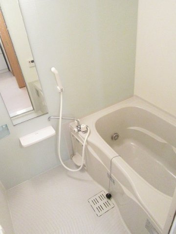 ペアセロベＥの浴室