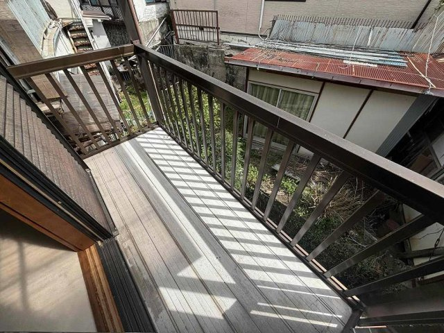 鈴蘭台東町2丁目一戸建のバルコニー