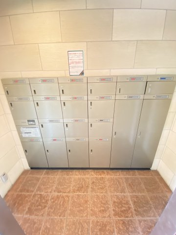 シティスパイア難波WEST