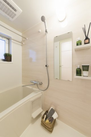 プラウドフラット浅草橋Ⅲの浴室|※参考写真