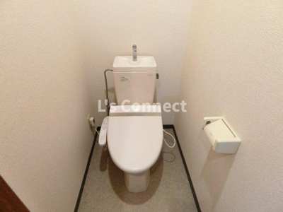 【トイレ】 | パークサイド | 温水洗浄便座付きのトイレ。