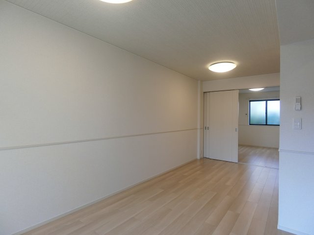 ヒカルサ境港外江町イーストⅠの居間・リビング