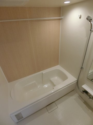 ヒカルサ境港外江町イーストⅠの浴室