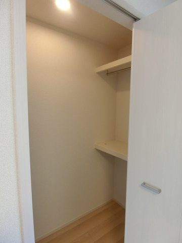 ヒカルサ境港外江町イーストⅠの収納