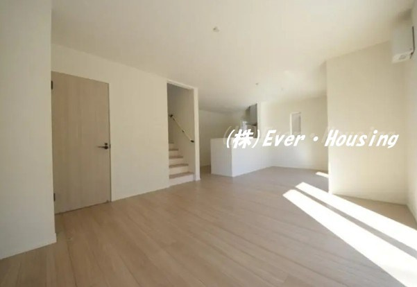 西東京市北町３丁目　新築住宅　限定１棟の居間・リビング