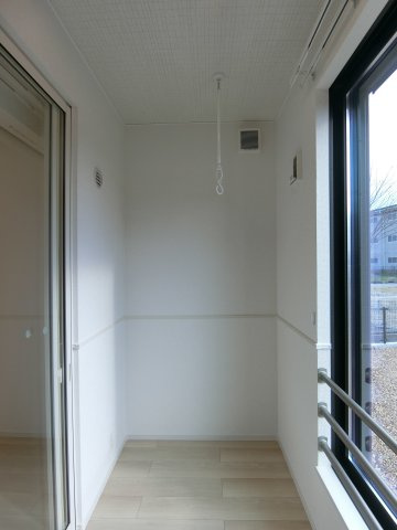 ヒカルサ境港外江町ウエストⅠのバルコニー