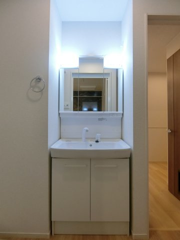 ヒカルサ境港外江町ウエストⅠの洗面所