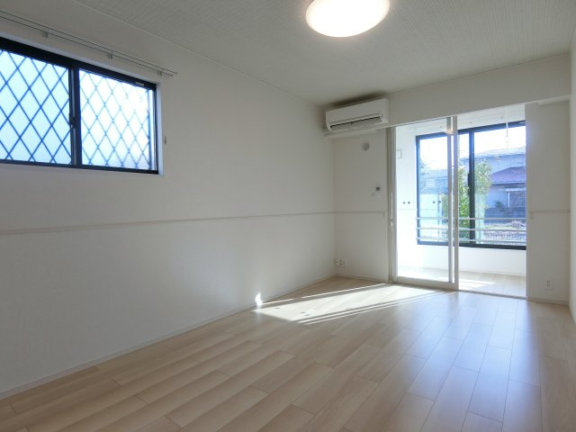 ヒカルサ境港外江町ウエストⅠの居間・リビング