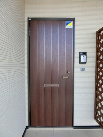 ヒカルサ境港外江町ウエストⅠの玄関
