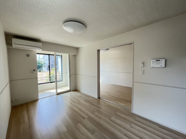 ヒカルサ境港外江町ウエストⅡの居間・リビング