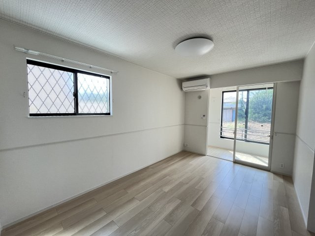 ヒカルサ境港外江町ウエストⅡの居間・リビング