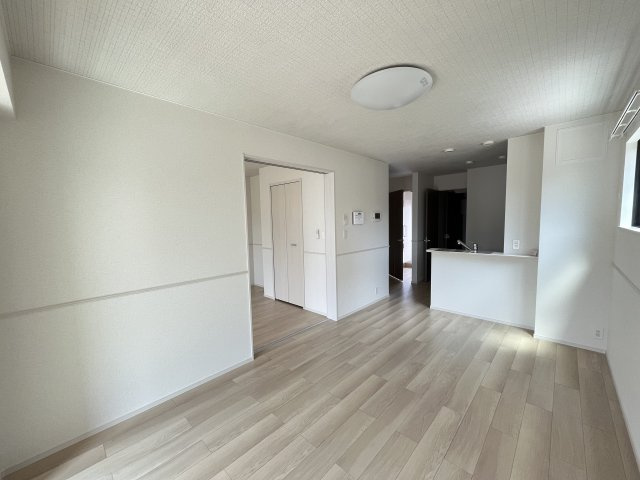 ヒカルサ境港外江町ウエストⅡの居間・リビング