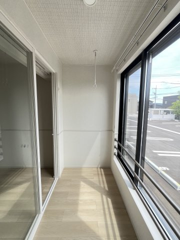ヒカルサ境港渡町イーストのバルコニー