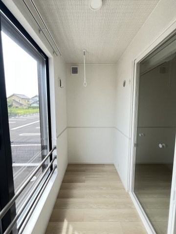 ヒカルサ境港渡町イーストのバルコニー