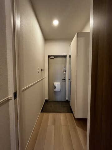 ヒカルサ境港渡町イーストの玄関