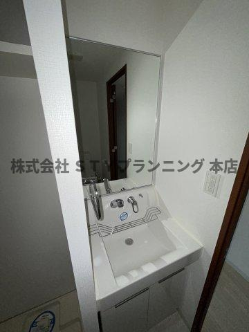 仲介手数料０円！ヴァリエ東別院の独立洗面台