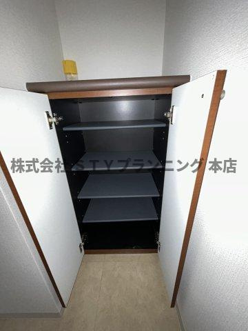 仲介手数料０円！ヴァリエ東別院の収納