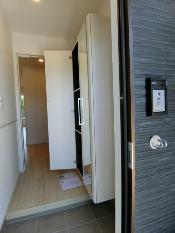 ヒカルサ境港渡町ウエストの収納