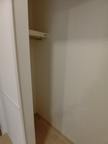 ヒカルサ境港渡町ウエストの収納