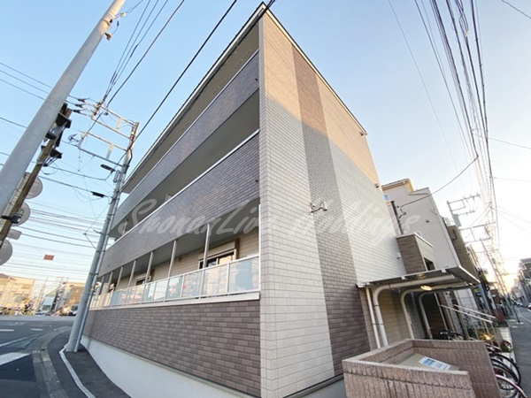 鎌倉市台１丁目のアパート