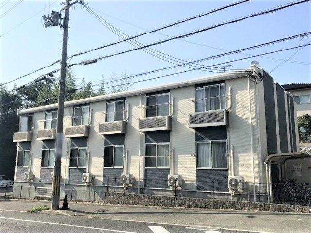 三木市大塚１丁目のアパートの外観