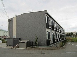 三木市別所町近藤のアパートの外観