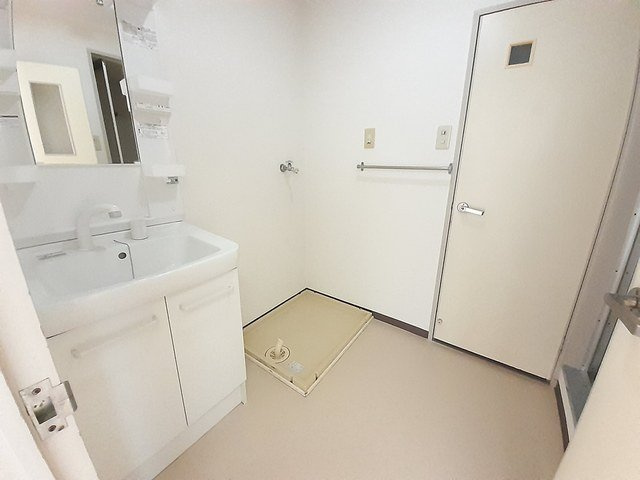 フラッツ・アイの洗面所