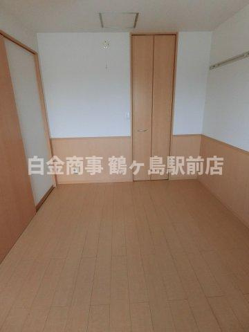 グランディール坂戸泉の洋室