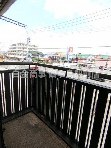 グランディール坂戸泉のバルコニー