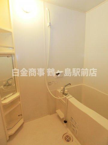 グランディール坂戸泉の浴室