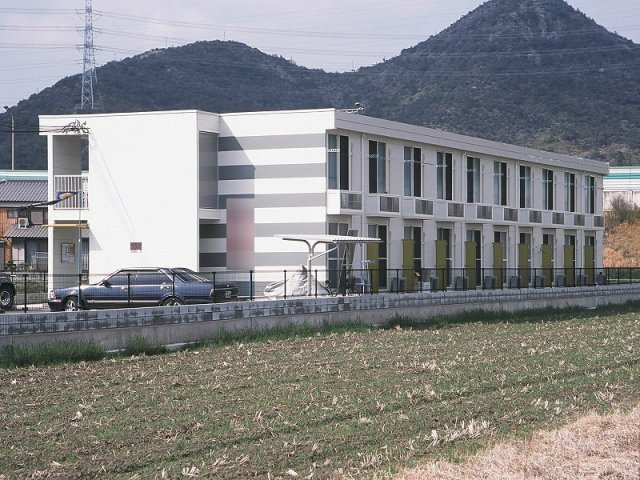 レオパレスパレ・イディアの外観