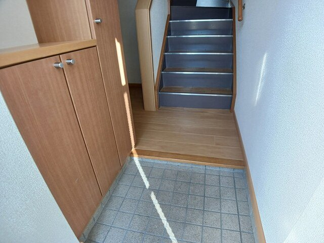 サニーパレスＡの玄関