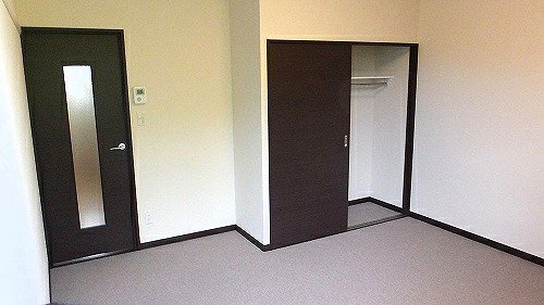 レオネクストタカス弐番館の内装