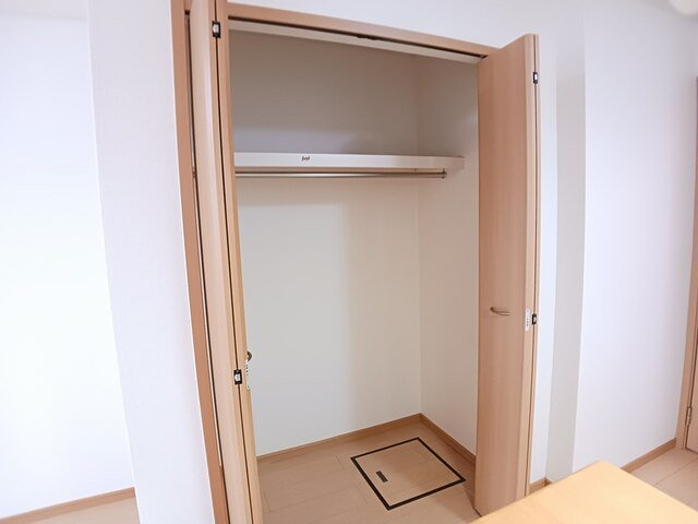 メゾン・カルムⅠの収納