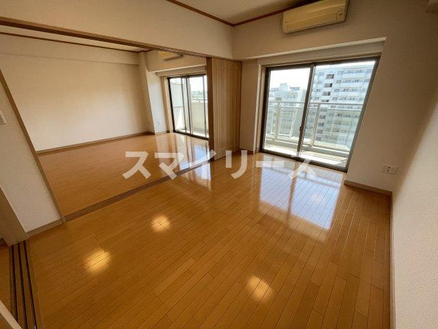 T's garden北柏2号棟の居間・リビング