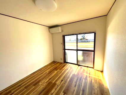 ソリッドリファイン玉川上水の内装|きれいな内装です