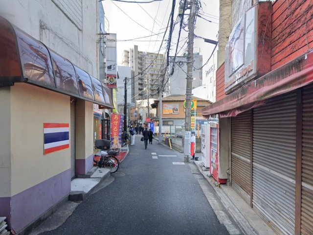 LEO伍拾四番館の周辺