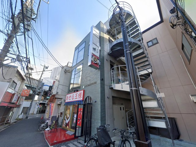 LEO伍拾四番館の外観