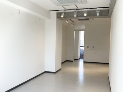 【内装】 | LEO伍拾四番館