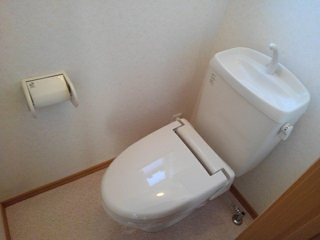 スイート　ガーデンⅠのトイレ