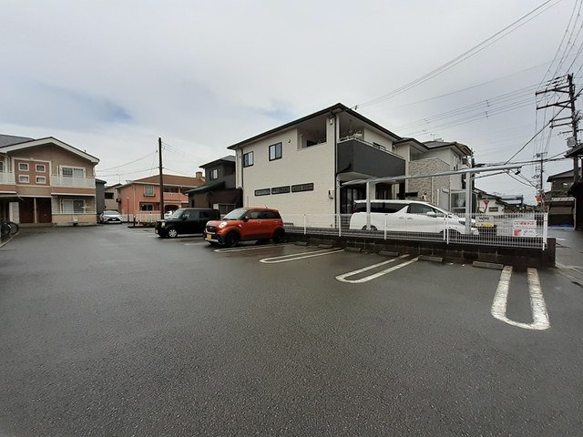 サニーパレスＣの駐車場