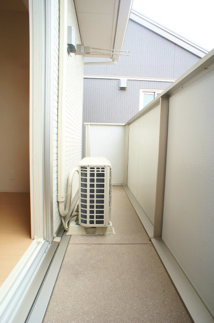 グランエスアール【キャッシュバック対象物件】のバルコニー