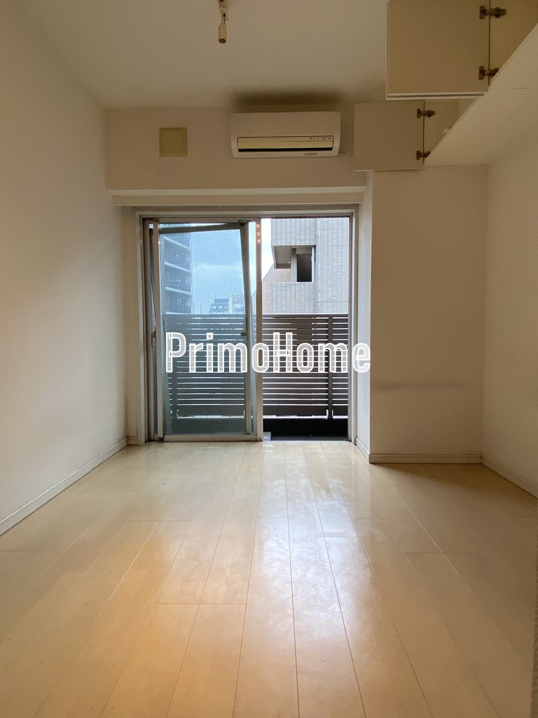 ブライズ神保町の居間・リビング