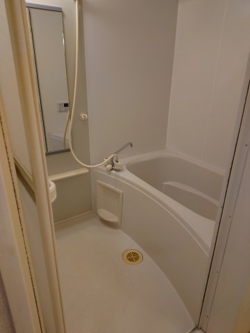 プラティークアビテ