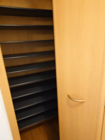 プラティークアビテ