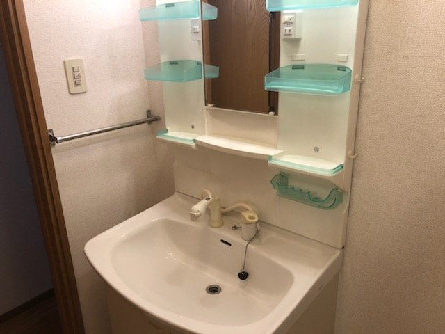 東フラワーの洗面所