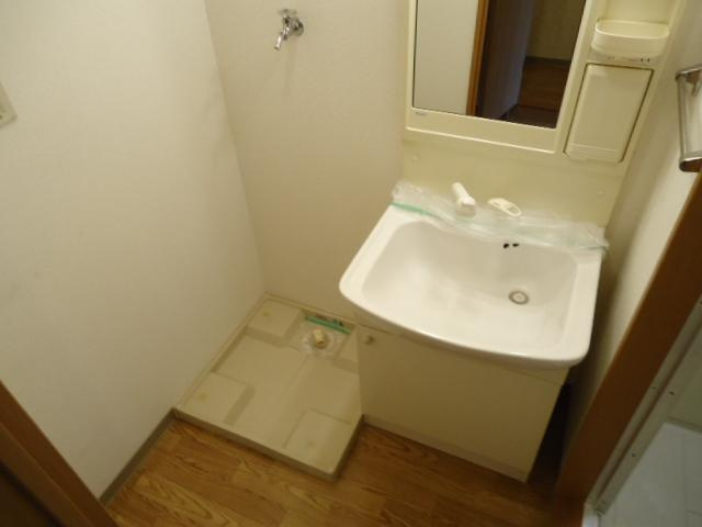 プリムローズの洗面所|朝シャンしやすい洗髪洗面台