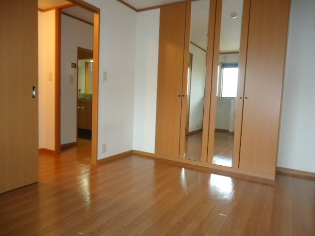 グラッチェⅡ番館の内装|洋室