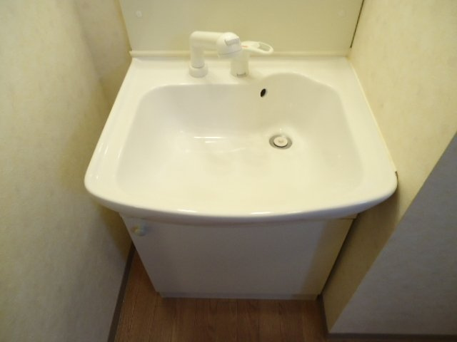 グラッチェⅡ番館の洗面所|洗髪洗面化粧台